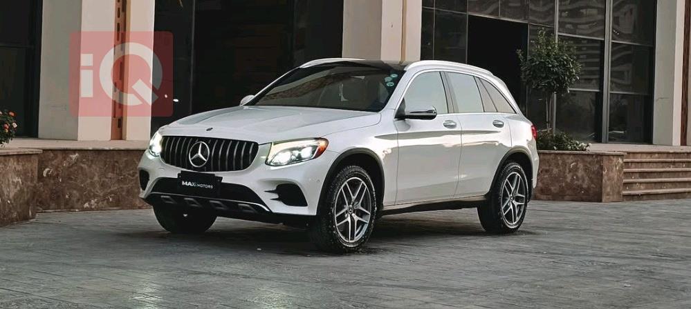 مێرسێدس بێنز GLC